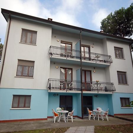 Villa Tiziano Линьяно-Саббьядоро Экстерьер фото